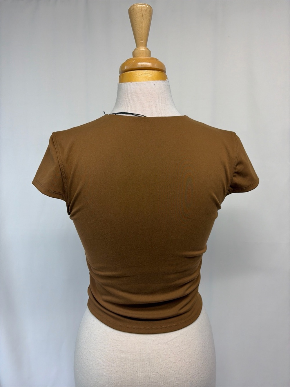 Sincerely Jules Active Women Sz Small Brown Crop Top V-Neck Capped Sleeve - Picture 7 of 11